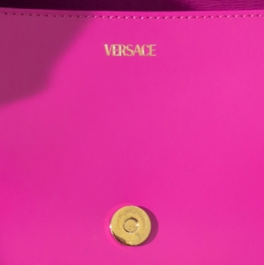 VERSACE fuchsia Pink Leather Chain Crossbody/Saddle Bag 👜 - Picture 8 of 13